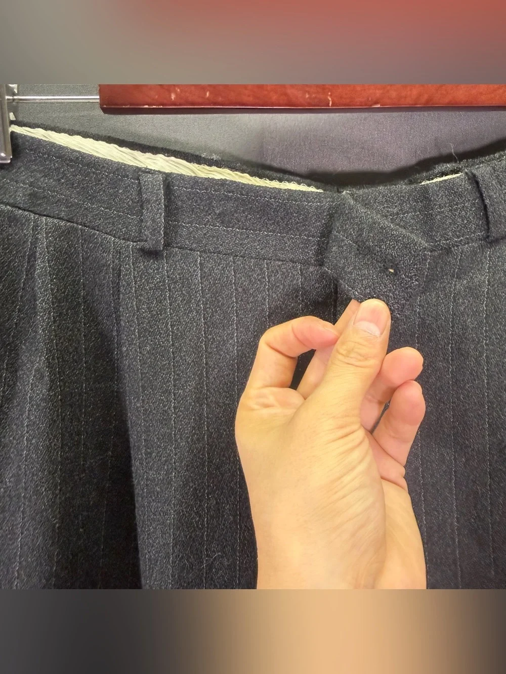VTG Yves Saint Laurent 100% Wool Suit 36R 32x29 Made in France Gray Pinstripe DB